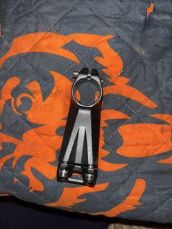 Throne Stem And Top Cap