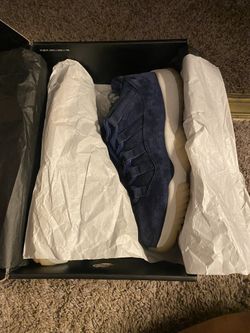 2018 Nike Air Jordan XI Low “RE2PECT” Size 8