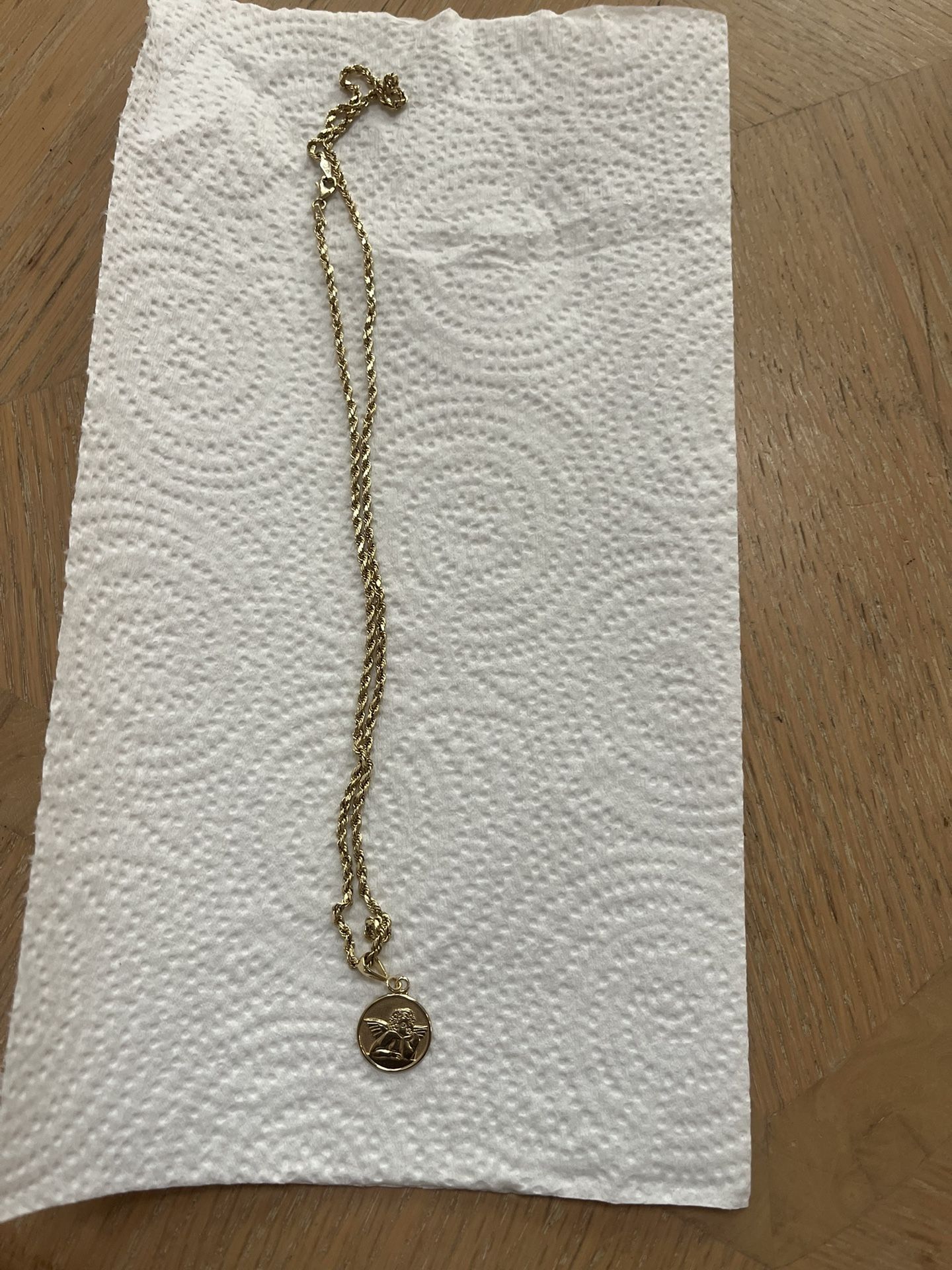 14k 22in Necklace And Charm