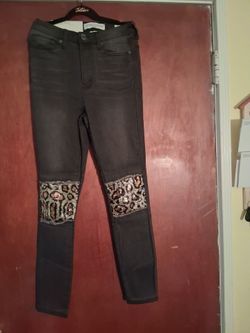 Nadine skinny jeans size 5/27 new