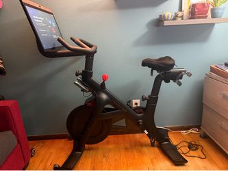 Peloton Bike+ Great Condition - $750 OBO - Easy pickup in Renton