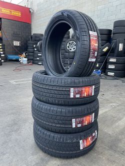VENDO SET DE LLANTAS NUEVAS 215/50R17 SUPERMAX INSTALADAS Y BALANCEADA 