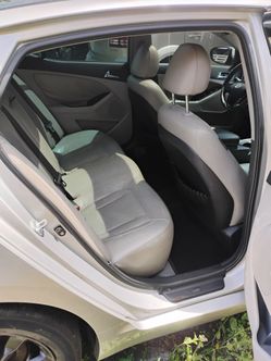 2011 Kia optimal
