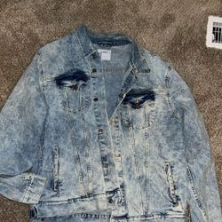 Denim blue jean jacket 