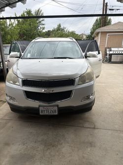 2011 Chevy traverse For Parts