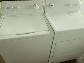 Nice Kenmore set washer and gas dryer they both work great clean inside and out