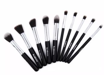 Makeup brush set
