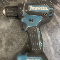 Makita 18v Cordless drill