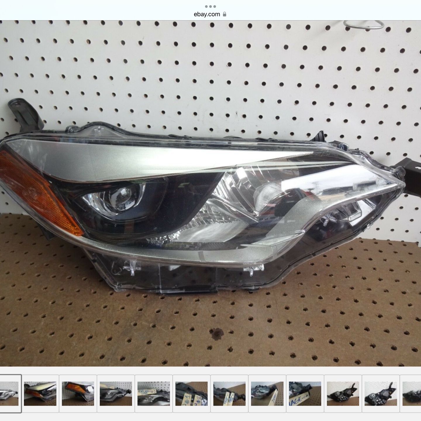 2014-2016 TOYOTA COROLLA RIGHT PASSENGER HALOGEN LED HEADLIGHT OEM 2015