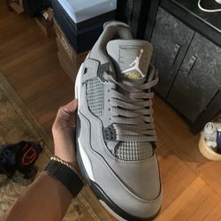 Air Jordan 4 Cool Grey Size 12