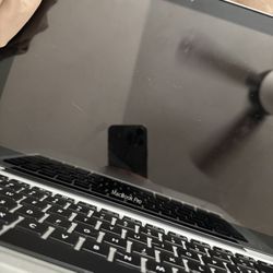 Apple Macbook
