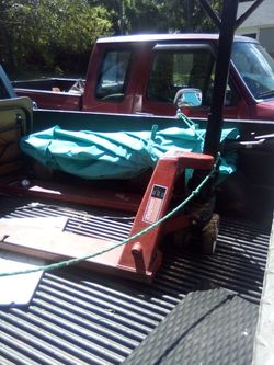 Pallet floor Jack $200