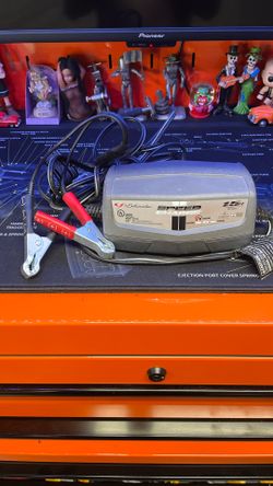 Schumacher Battery Charger 1.5 Amp Maintainer