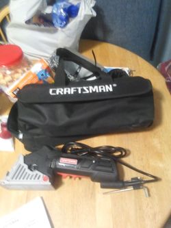 Craftsman trak cut circular saw with miter guide base