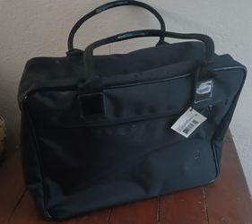 Mac Make Up Kit, For A Full Look!