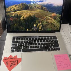 MacBook Pro 2018 15” Touch Bar Retina Intel 6 Core i7 8th Gen@ 2.2GHz,32gb Ram, 512gb  SSD, Radeon Pro 555X 4GB Graphics. macOS Catalina. Very Good Ba