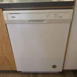 Whirlpool Dishwasher 