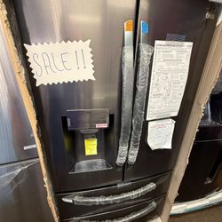 REFRIGERATOR 
