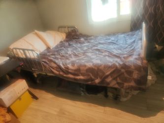 Adjustable Bed For Men And Women 280lbs Or Less