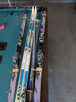 Skis