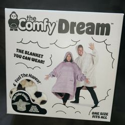 The Comfy Dream! The Blanket You Can Wear! Brand New In The Box! 