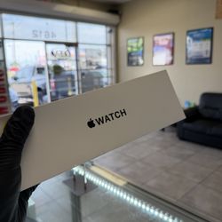 Apple Watch SE 3 NEW