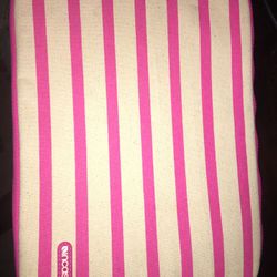 Incase MacBook 13in Sleeve