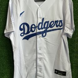 MOOKIE BETTS LOS ANGELES DODGERS NIKE JERSEY BRAND NEW SIZE LARGE
