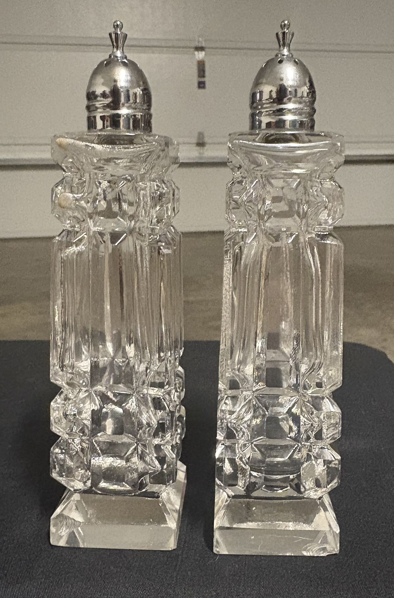 Salt & Pepper Crystal Shaker Set