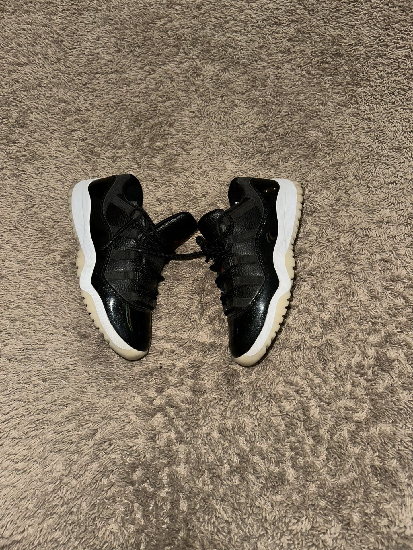Kids Nike Jordan Shoes Size 3y-4y