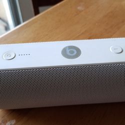 Beats pill