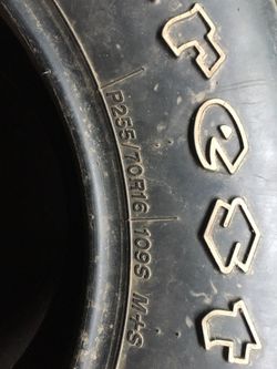 255/70/16 very nice used set all terrain Firestone’s