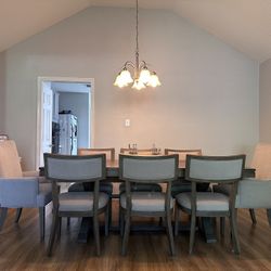Dining Room Table 