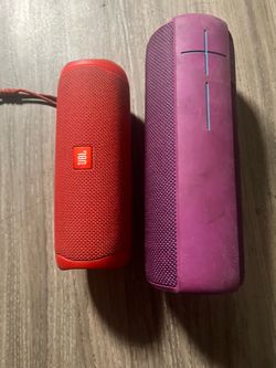 Red JBL speaker FLIP 5 and purple UE