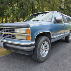 GM Chevrolet GMT 400 OBS  350 V8 Auto Custom Wheels Camper Top