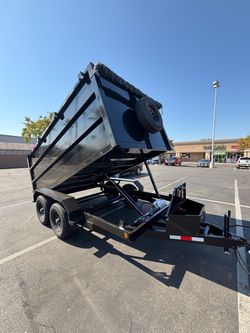 Black Hydraulic Dump Trailer with Spare Tire