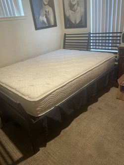 Black Frame Head Board Queen Size Bed/ Clean