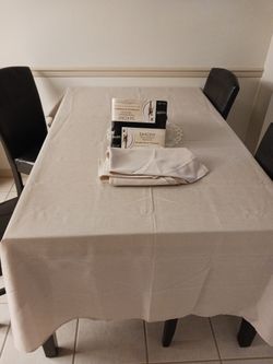 Tablecloth/Water Resistant/New Year's Eve 