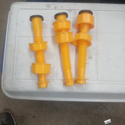 GAS CAN NOZZLES 