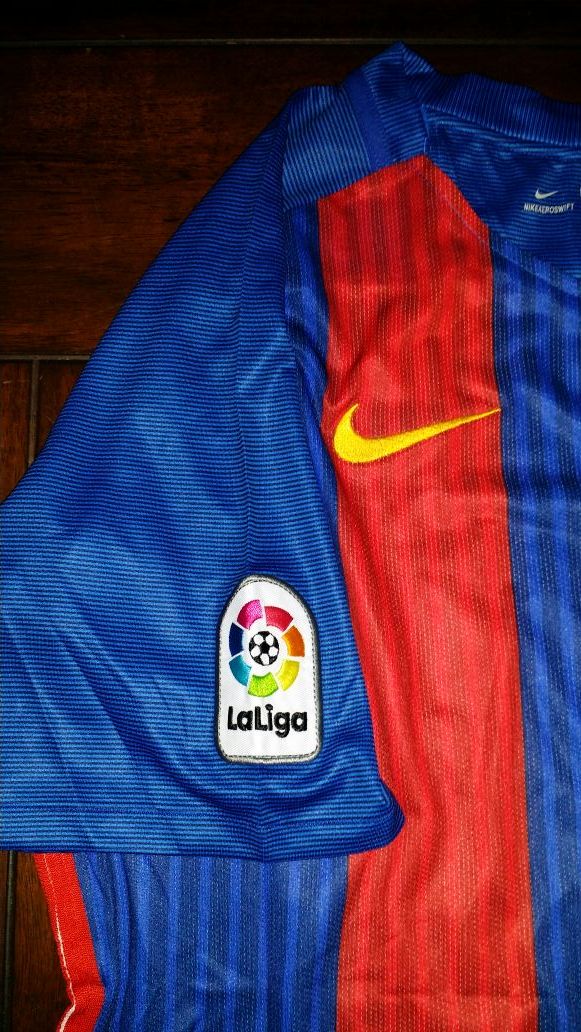Messi 2017 Barcelona jersey