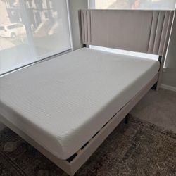 Modern upholstered queen bed frame With Mattress 