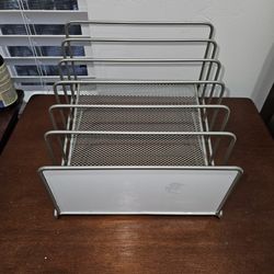 Metal Mesh Letter Holder