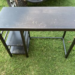 Black Desk With Shelves 