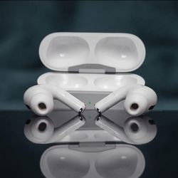 APPLE AirPods Pro (2nd Gen) ANC – Brand New SEALED