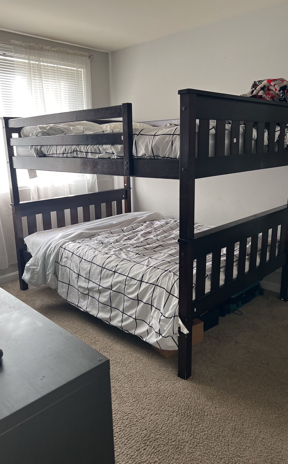 Full On Full Bunk bed