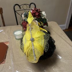 Yellow feathered Pearl-Embellished Women Fascinated Hat