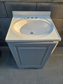 Gracier Bay 19 in. Single Sink Pearl Gray Freestanding Bath Vanity with White Cultured Marble Top (Assembled)