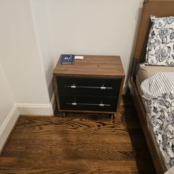 2 Side Tables