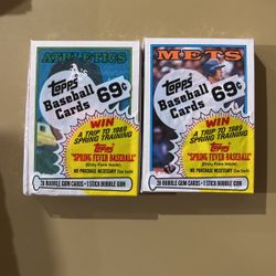 Topps Baseball Cards 