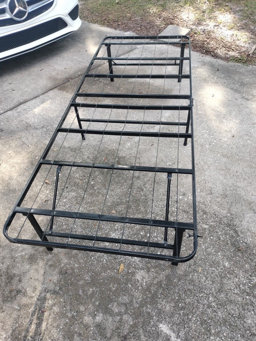 🔥 TWIN FOLDING METAL BED FRAME 🛏️ STURDY • SPACE-SAVING • READY TO USE! 🔥
